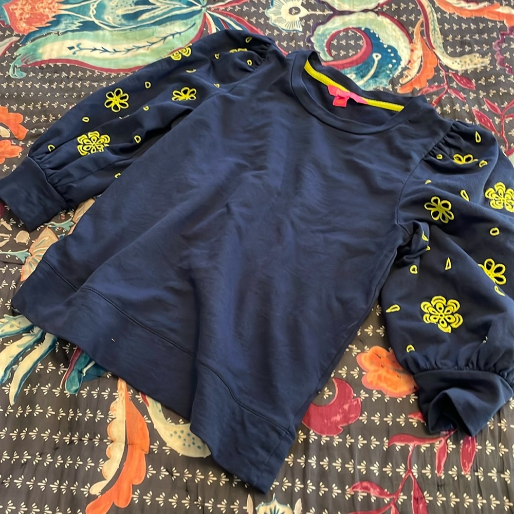 SUPER FEMININE Lilly Pulitzer, blue floral puff sleeve top XS 💕